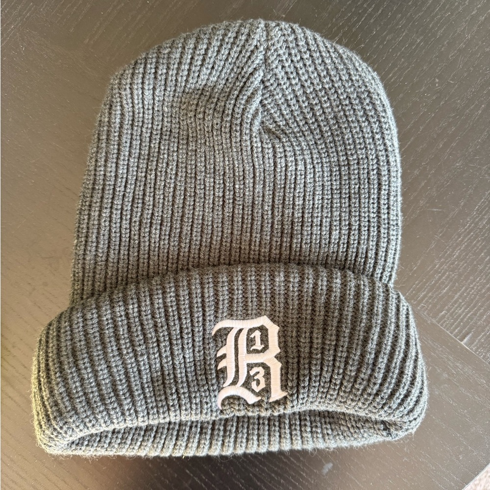 R13 Gray Ribbed Beanie with Logo